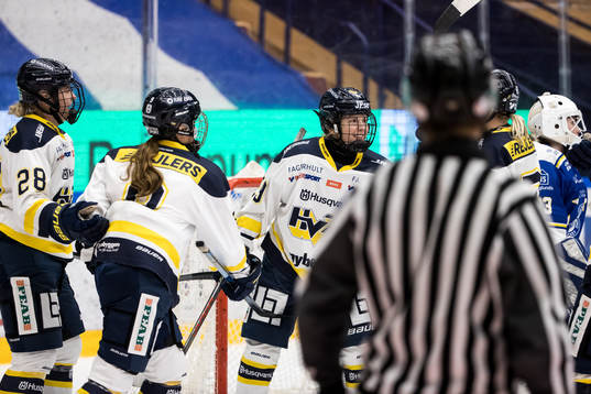 HV71s Felizia Wikner-Zeinkiewicz jubel