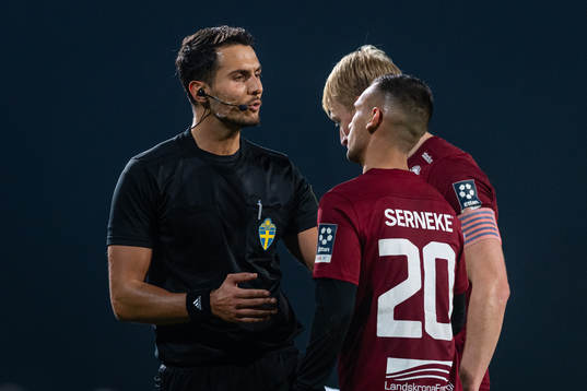 Domare Adi Aganovic i samtal med Landskronas Sumar Almadjed