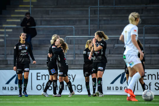Växjös Signe Holt Andersen jublar