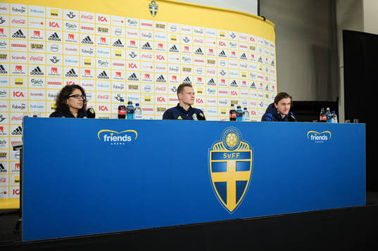 Press officer Ester Kristiansson, Viktor Claesson and