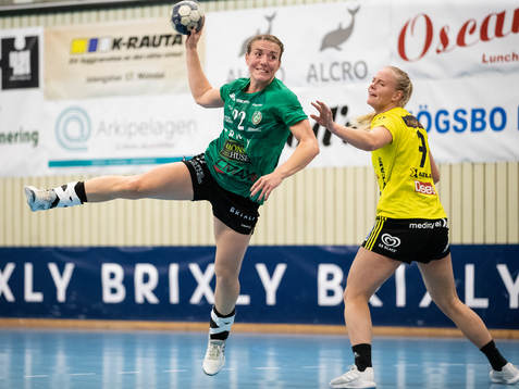 Önnereds Tilda Matthijs stegar förbi Sävehofs Nina
