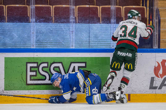 Leksands Patrik Zackrisson och Frölundas Theodor Lennström