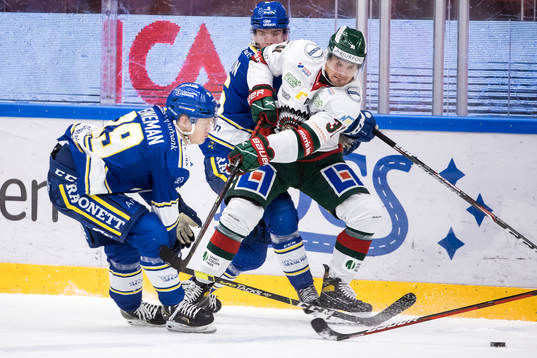 Leksands Emil Heineman och Calle Själin och Frölundas