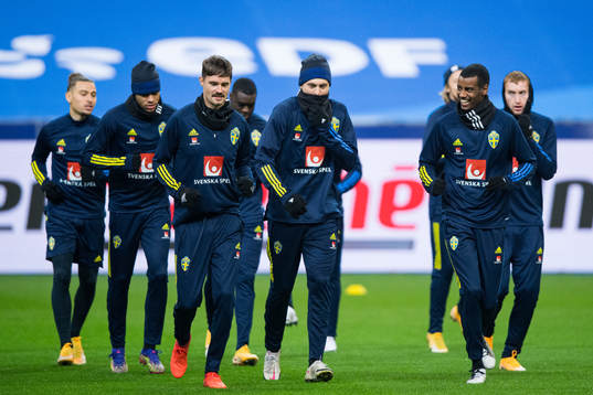 Mikael Lustig, Victor Nilsson Lindelöf, Alexander Isak and