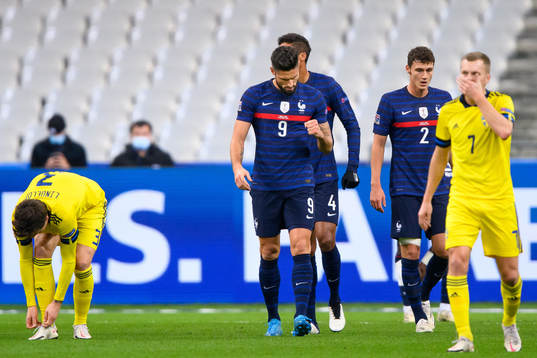 Olivier Giroud of France celebrates the 1-1 goal