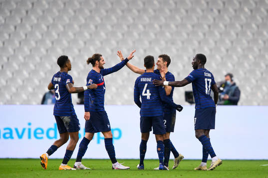 Benjamin Pavard of France celebrates the 2-1 goal