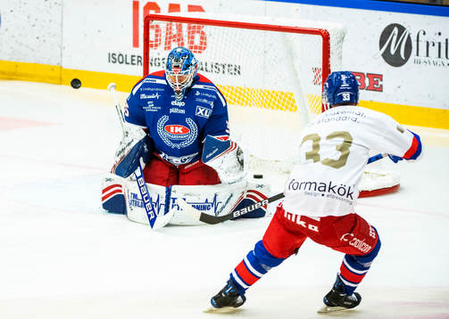 Oskarshamns målvakt Joe Cannata och Filiph Engsund