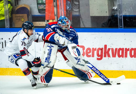 Oskarshamns målvakt Joe Cannata och Linköpings Patrik
