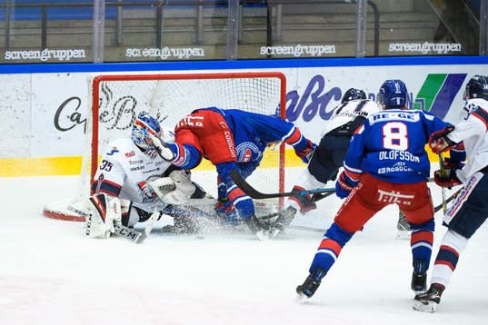 Linköpings målvakt Niklas Lundström och Oskarshamns