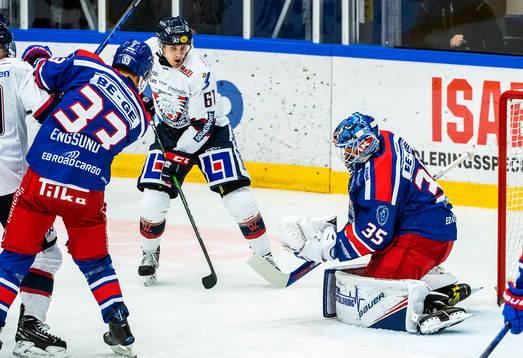 Oskarshamns målvakt Joe Cannata och Linköpings Markus