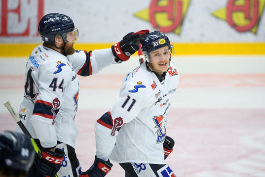Linköpings Henrik Törnqvist jublar