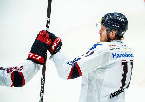 Linköpings Henrik Törnqvist jublar