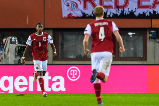 David Alaba celebrate with Martin Hinteregger of Austria