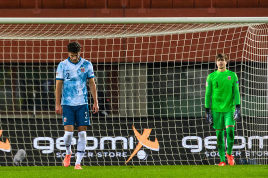 Daniel Granli and goalkeeper Per Kristian Bråtveit of