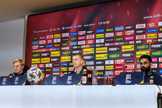 Mats Møller Dæhli, Leif Gunnar Smerud, head coach, and