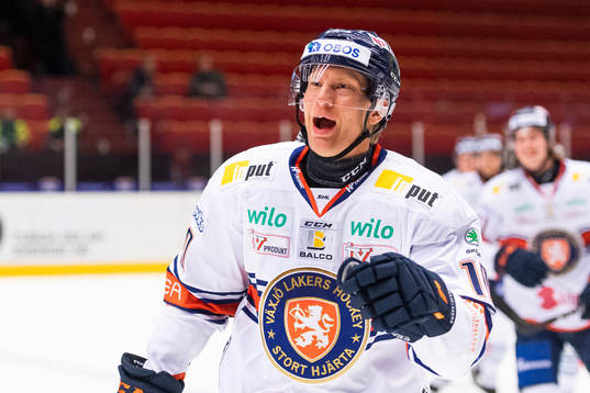 Växjös Richard Gynge jublar