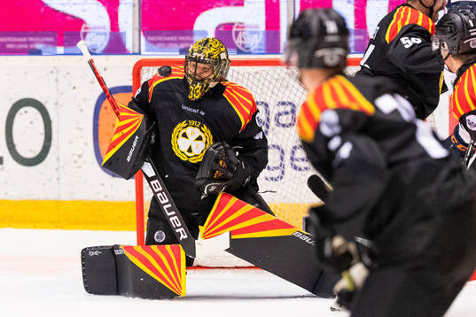 Brynäs målvakt Samuel Ersson