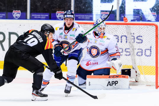 Brynäs Daniel Mannberg mot Växjös Teemu Eronen