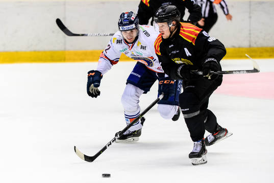 Växjös Jacob Forsbacka-Karlsson och Brynäs Linus Ölund