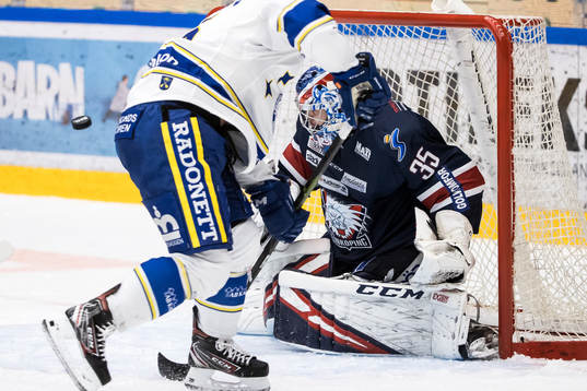Linköpings målvakt Niklas Lundström