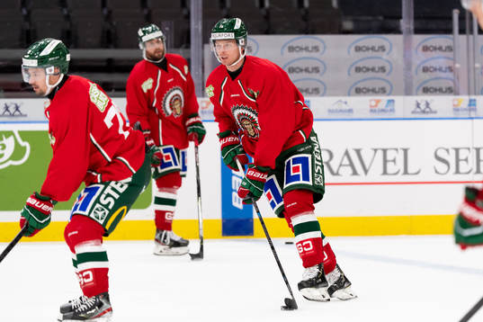 Frölundas Christoffer Ehn innan ishockeymatchen i SHL