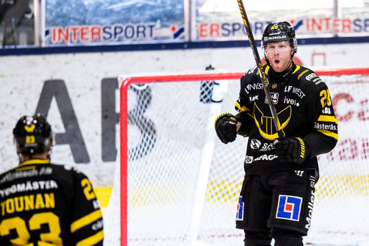 Västerås Lukas Zetterberg jublar