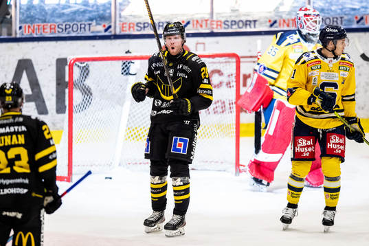 Västerås Lukas Zetterberg jublar