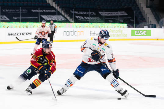 Djurgårdens Manuel Ågren och Växjös Martin Lundberg