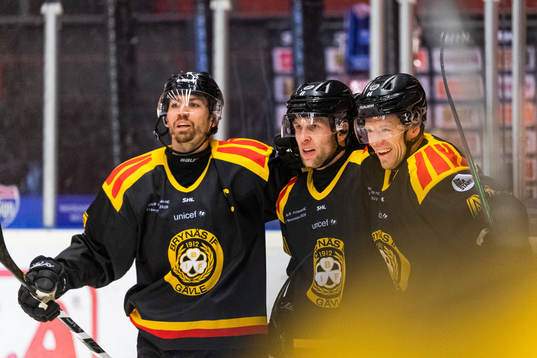 Brynäs Nicklas Danielsson jublar