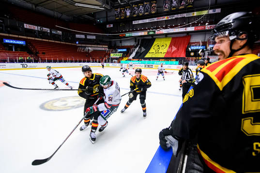 Brynäs Jaedon Descheneau och Frölundas Mats Rosseli Olsen