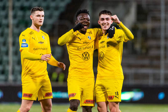 Halmstads Thomas Boakye jublar med målskytten till 0-4