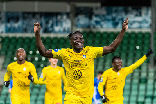 Halmstads Alhassan A Haestad Kamara jublar