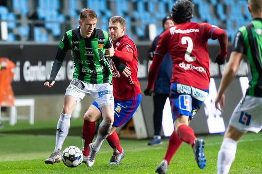 GAIS Julius Lindberg och Östers Stefan Karlsson