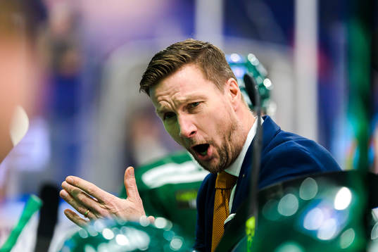 Färjestads huvudtränare Johan Pennerborn