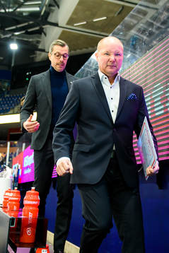 s sportchef Johan Hult och assisterande tränare Jonas