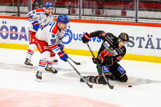 Oskarshamns Oliver Larsen och Örebros Emil Larsson