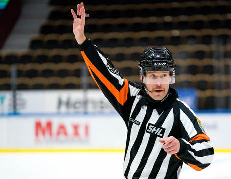 Domare Tobias Björk