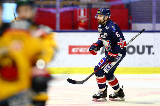 Linköpings Jonas Holös jublar