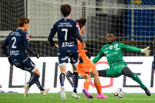 AFC Eskilstunas Wilhelm Loeper gör 1-0 bakom Degerfors
