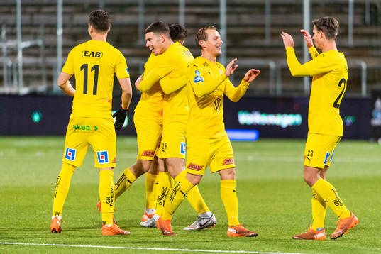 Halmstads spelare jublar