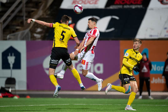 Marius Svanberg Alm of Raufoss and Fitim Azemi of Tromsø