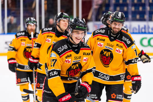Luleås Nils Lundkvist jublar