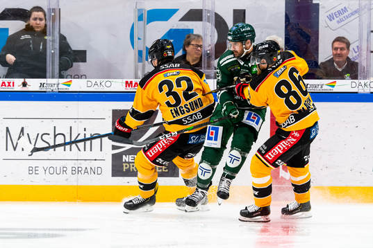 Färjestads Martin Johansson och Linus Klasen
