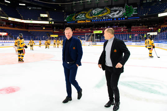 Luleås Assisterande tränare Henrik Stridh och tränare