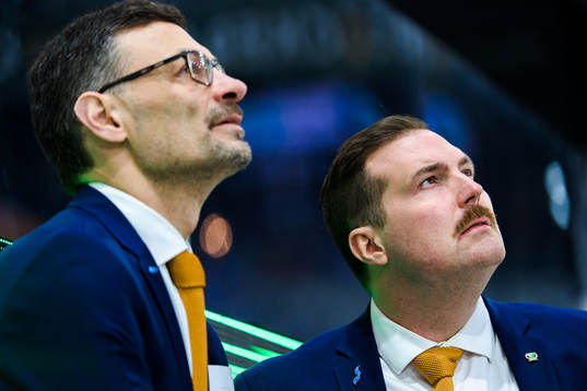 Färjestads assisterande tränare Peter Popovic och
