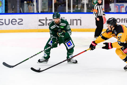 Färjestads Jonathon Blum och Luleås Filip Hållander