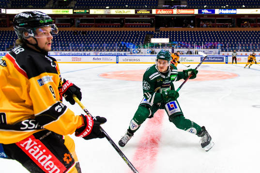 Luleås Victor Berglund och Färjestads Joakim Nygård