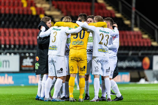 Varbergs spelare jublar