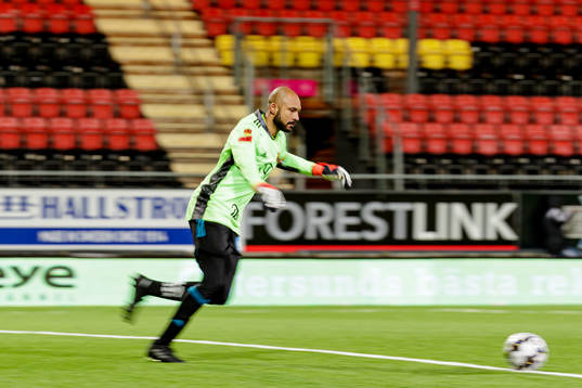Östersunds målvakt Aly Keita