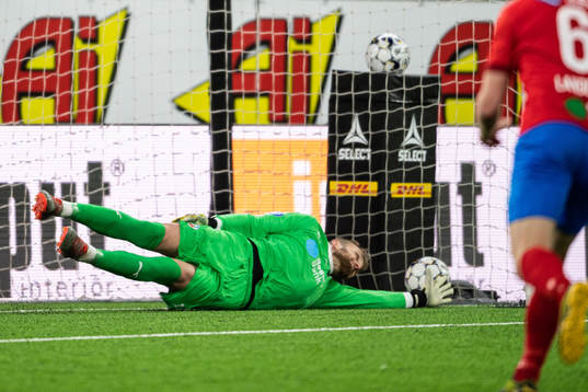Helsingborgs målvakt Alexander Nilsson